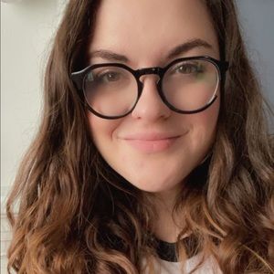 Meet your Posher, Casey